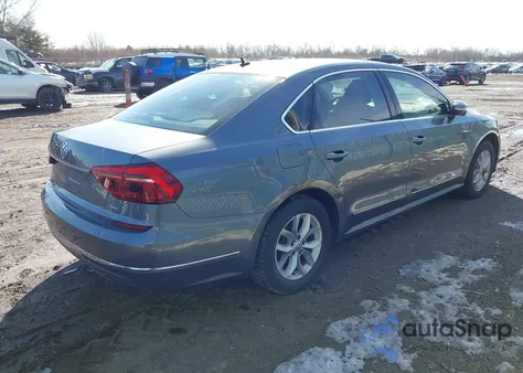 2017 Volkswagen Passat 1.8T S z USA, uszkodzony, nr VIN 1VWAT7A30HC039434
